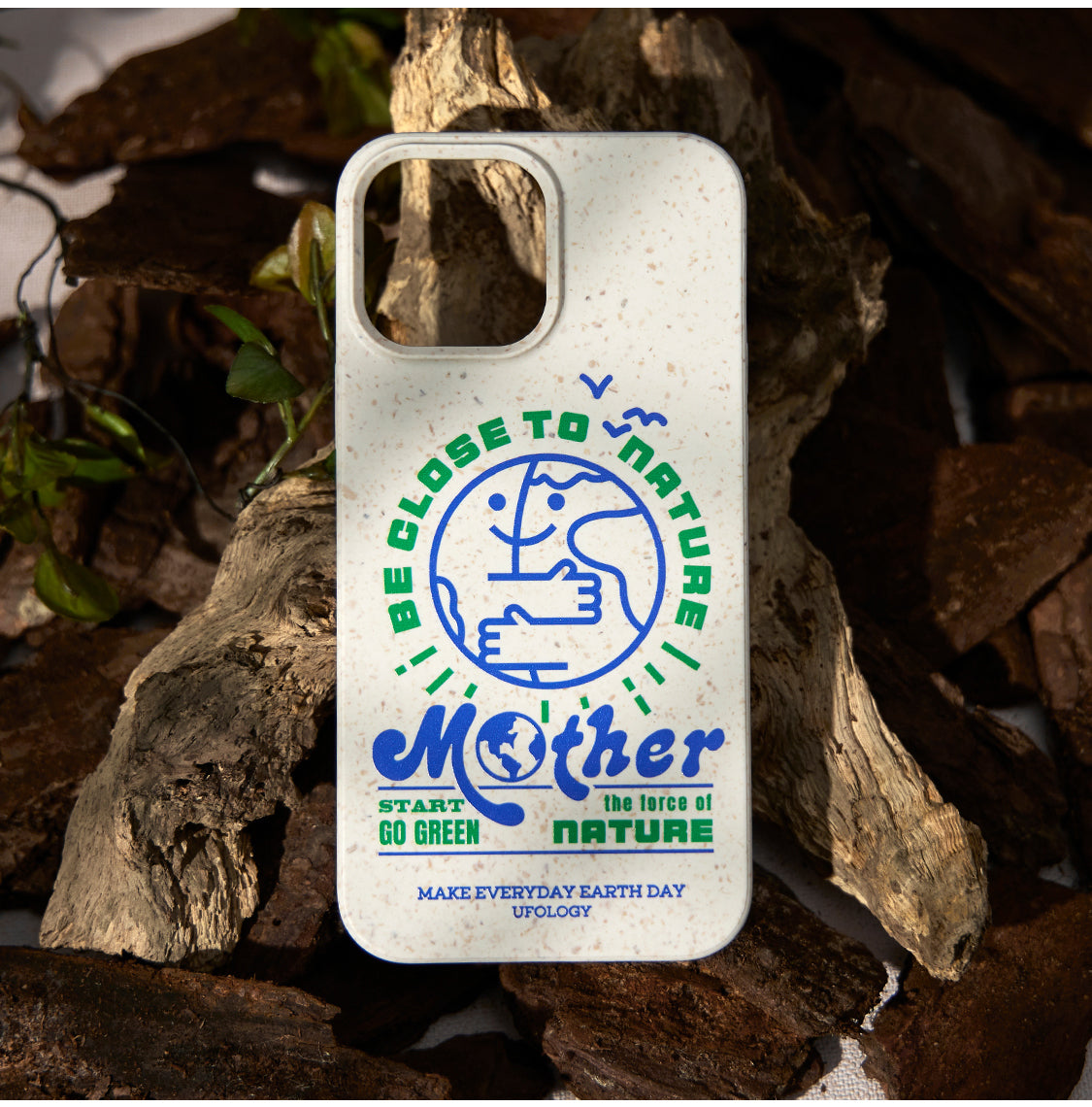 EcoStraw biodegradable iPhone case with natural wheat straw material